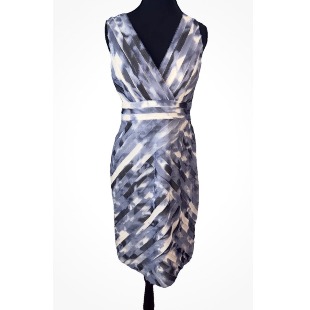 Ann Taylor Abstract Backless Dress in Blue and Cream